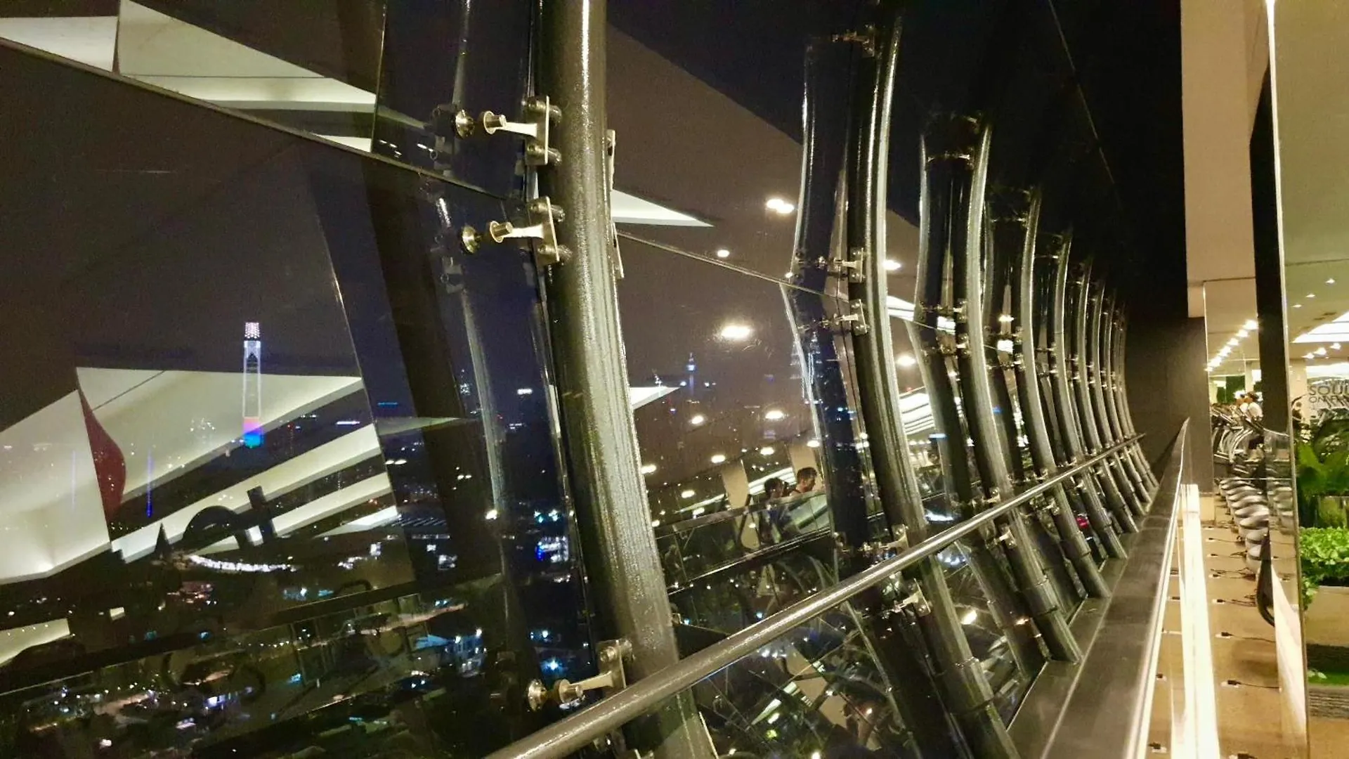 Apartamento M City Ampang Klcc Lake View Pool Kuala Lumpur